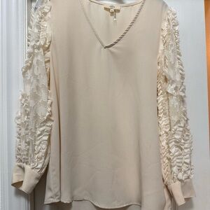 Entro Cream Blouse with Textured Sleeves